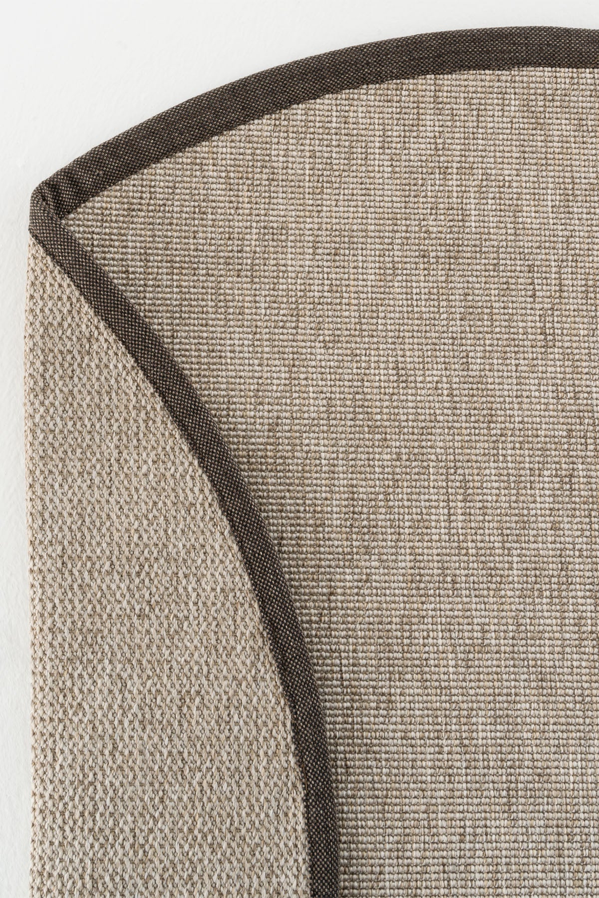 Sisalart Roma Keten Monterey Bordür Yuvarlak Sisal Halı