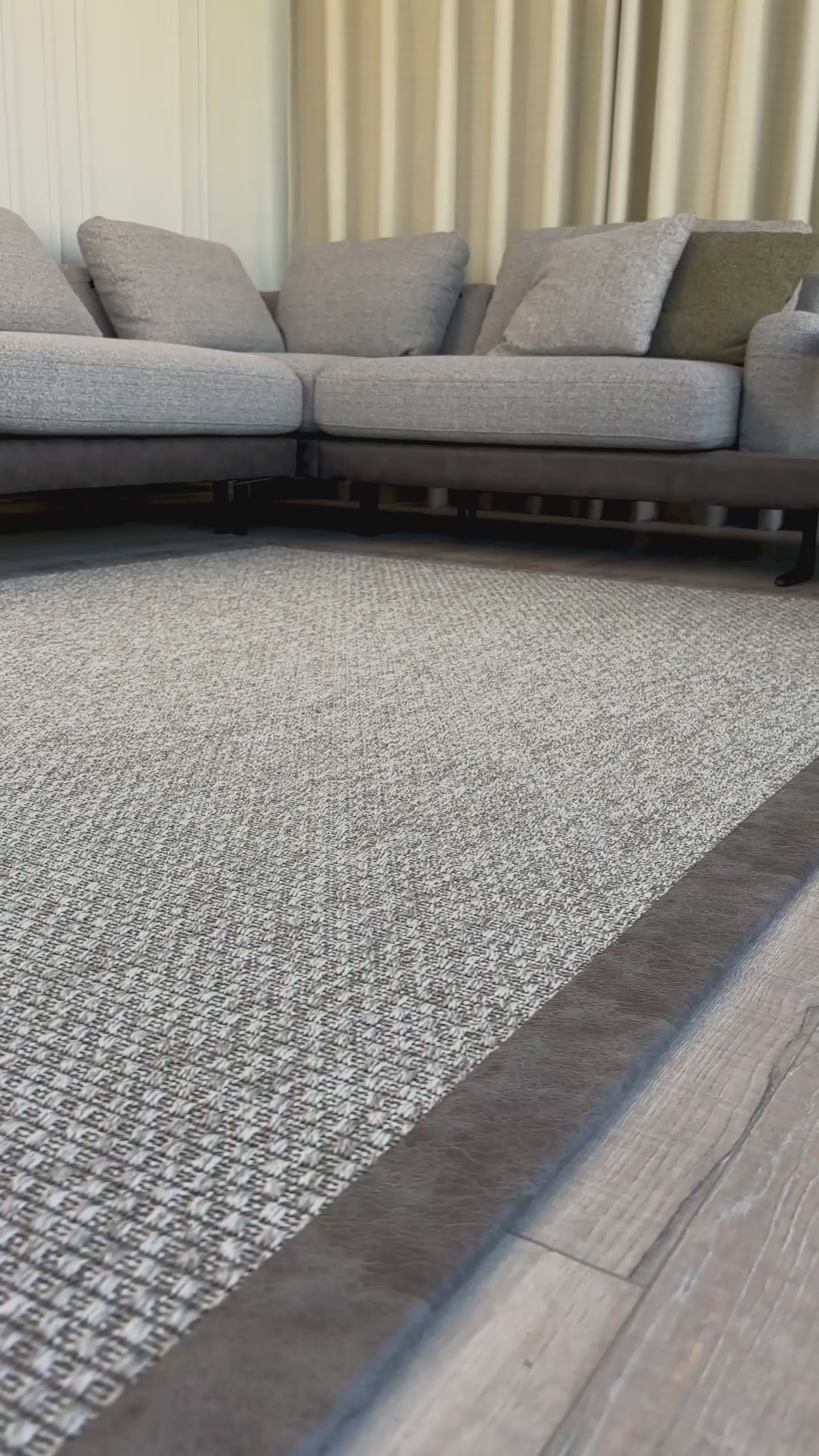 Videoyu yükle: Sisalart Paris Deri Casa Bordür Sisal Halı