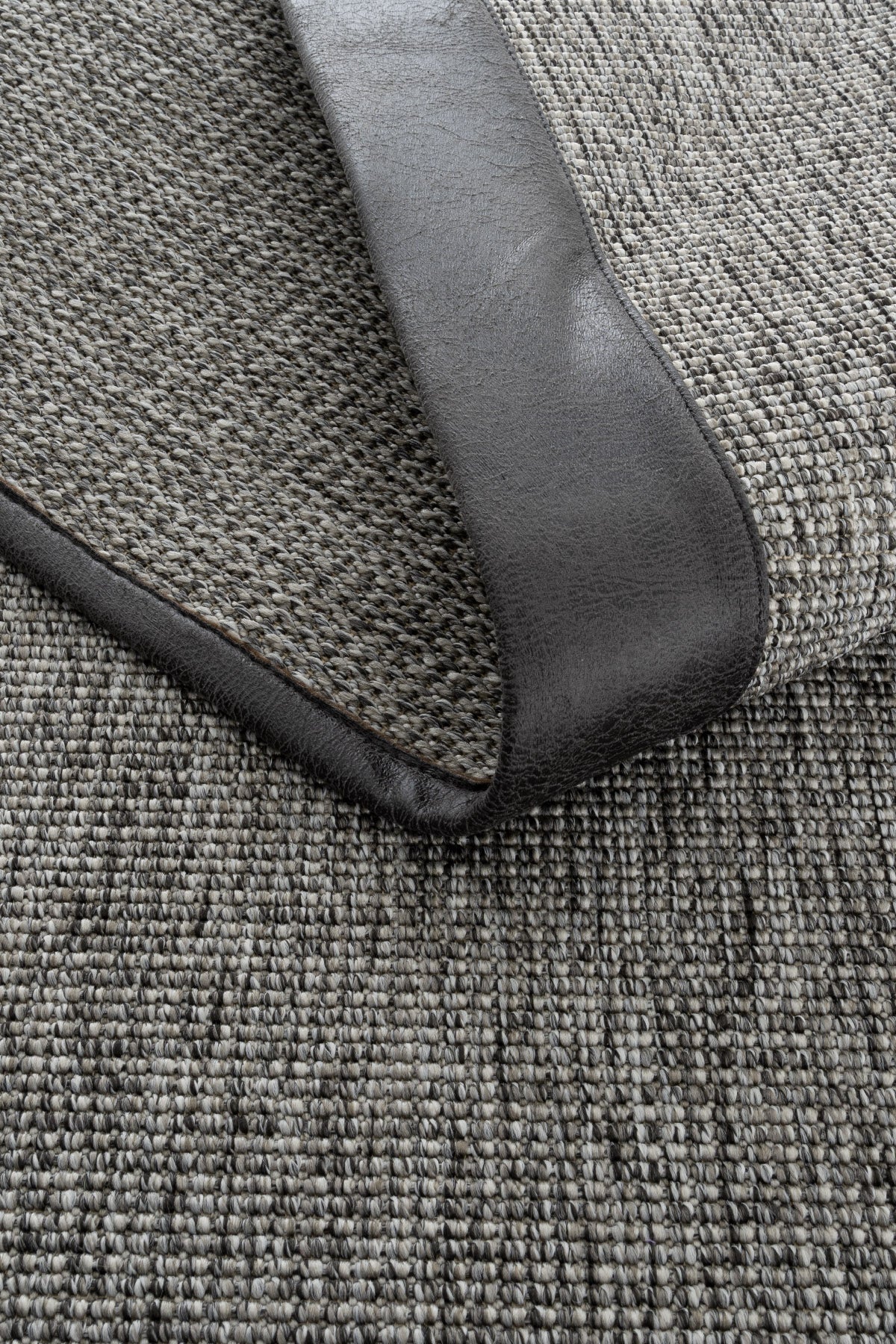 Sisalart Londra Deri Medusa Bordür Sisal Halı - Sisal Halı