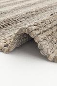 Resmi Galeri görüntüleyiciye yükleyin, Sisalart Naturals 1410 Silver Doğal Jüt Örgü Halı - Sisal Halı
