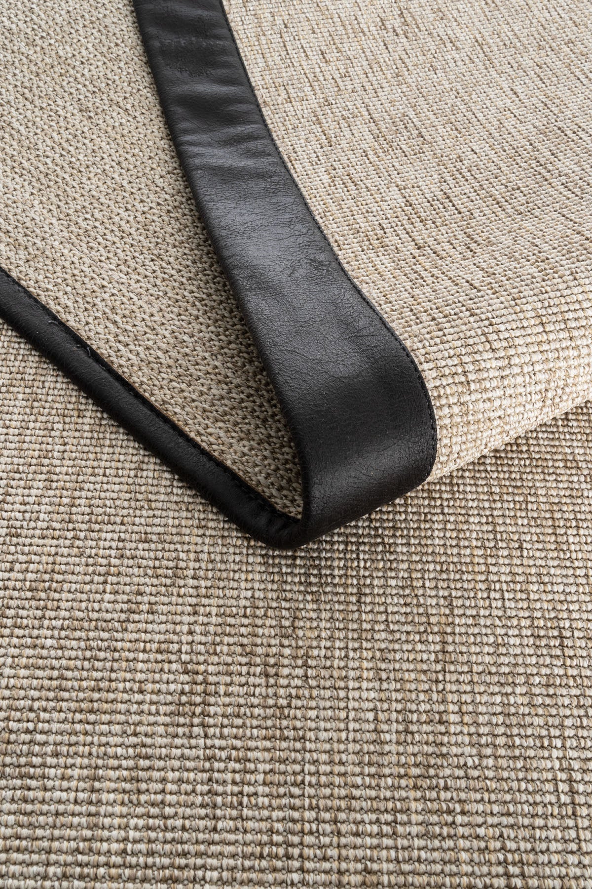 Sisalart Roma Deri Medusa Bordür Sisal Halı - Sisal Halı